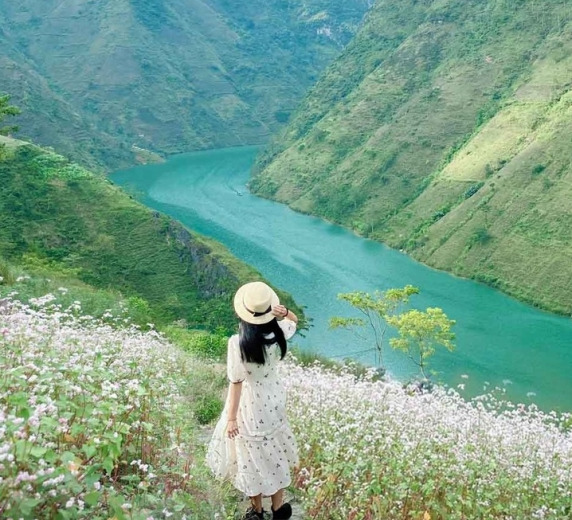 HÀ GIANG – SÔNG NHO QUẾ  ( 3N2Đ)